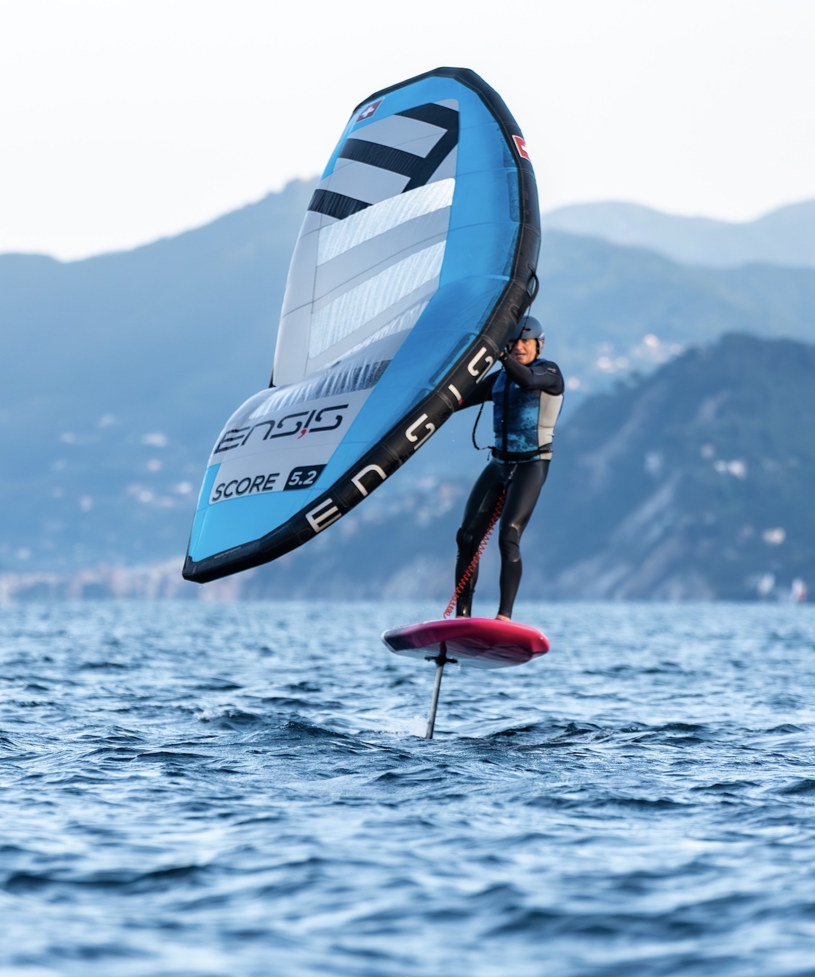 Cesare Sciarra in wing foil a Chiavari